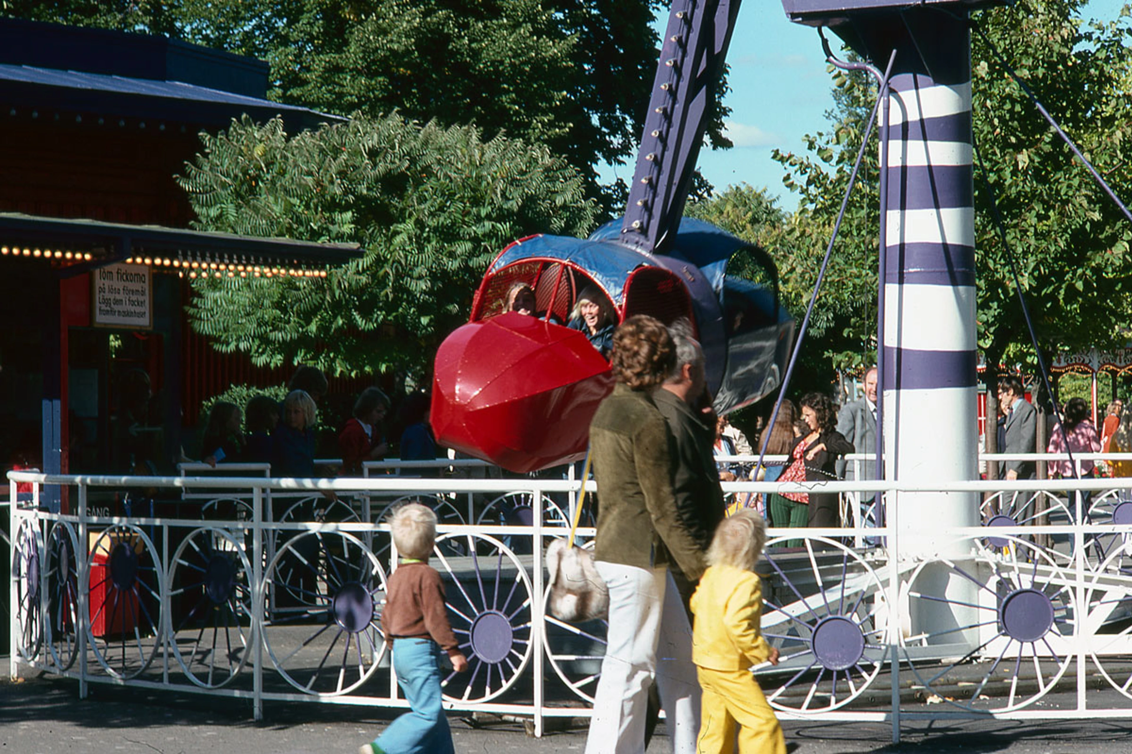 Swing-O-Plane
