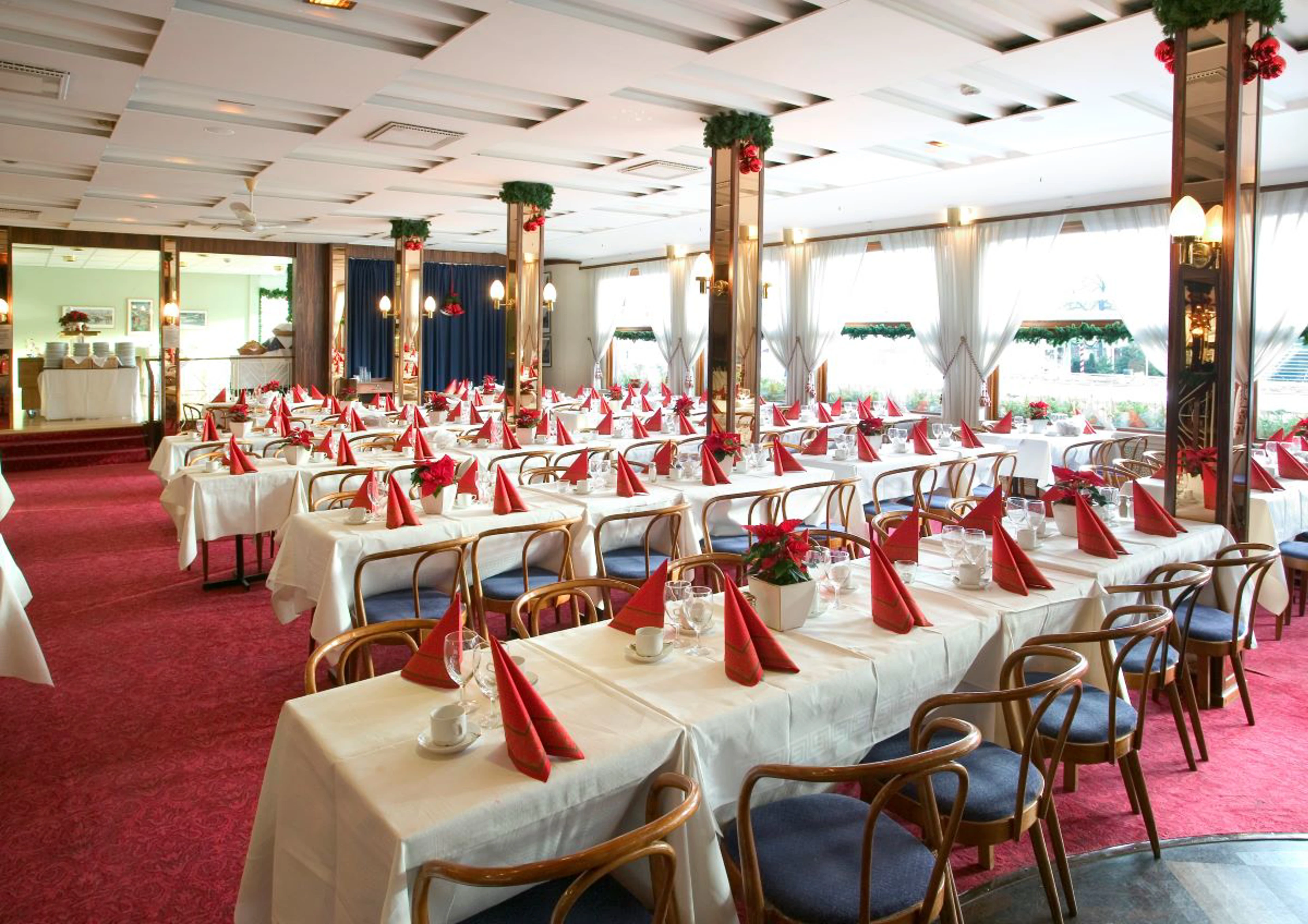Huvudrestauranten 2006.